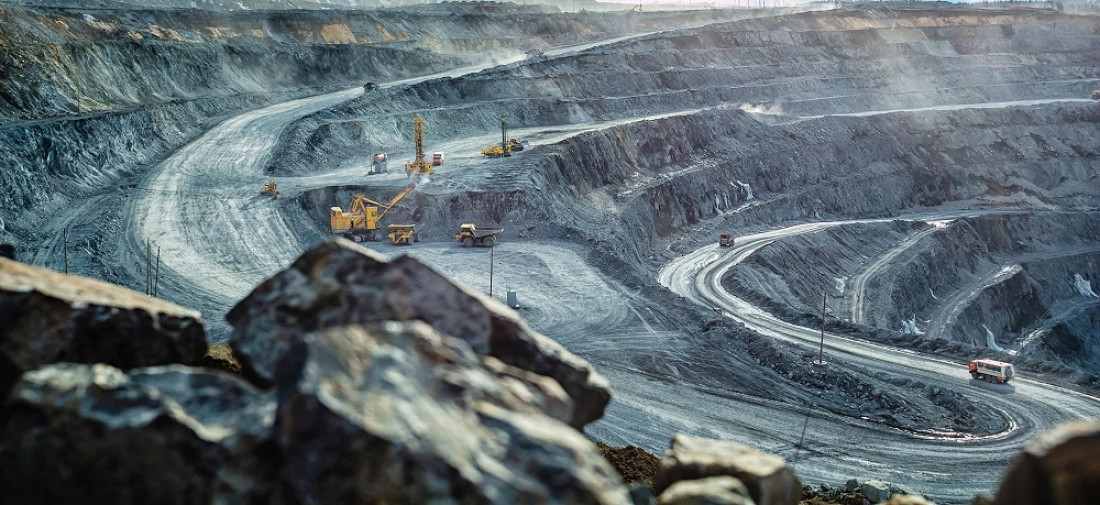 L30Onidas's tweet photo. @Luv_Is_Truth @BGatesIsaPyscho Ancient mining of the gods. https://t.co/XKSnvEOAof