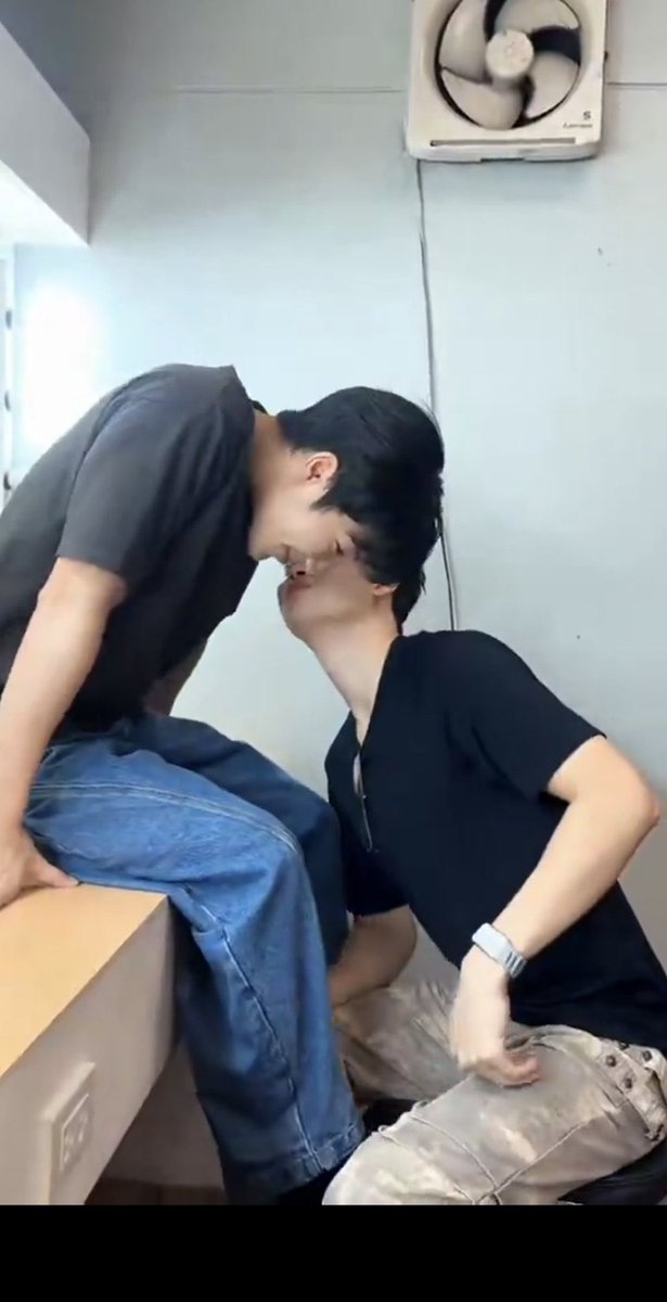 myywor's tweet photo. น้องพี่                                          ที่รัก https://t.co/0WJ75A7dYj