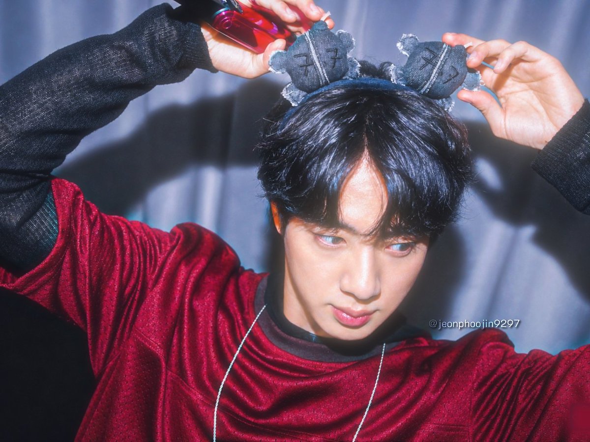 jinjk_gf's tweet photo. my boyfie 🫣

#jin #JIN
#jeonphoojin9297 
last photo crd to Liisaa https://t.co/Y4X1BvmG4L