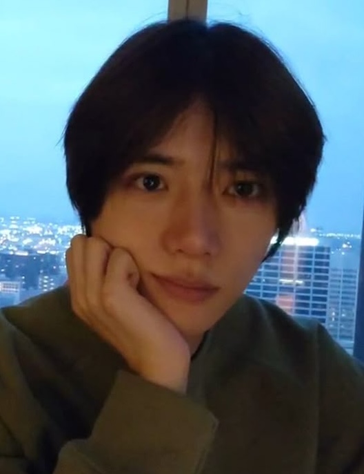 beomgyirl's tweet photo. i LOVE when you can tell beomgyu knows he's cute and pretty as hell in his lives, like yes as you should bbg https://t.co/s0OwwYd4oK
