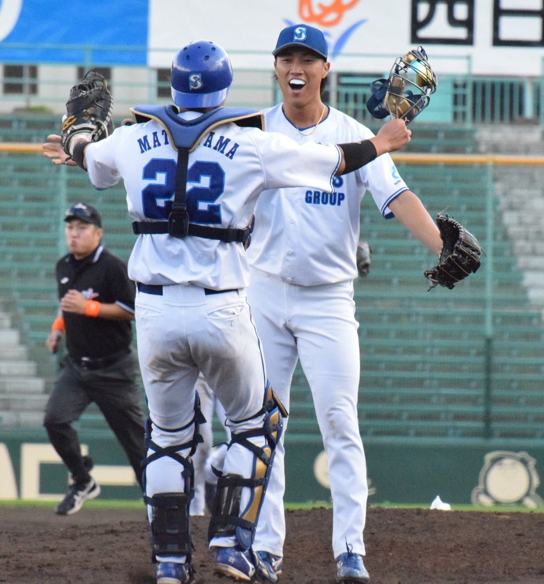 JABA_kyushu's tweet photo. 西部ガスが7年連続8回目の代表権獲得！
大畑蓮投手の被安打3の完封勝利で京セラドーム大阪行きを決めました！ https://t.co/STGskSxFac