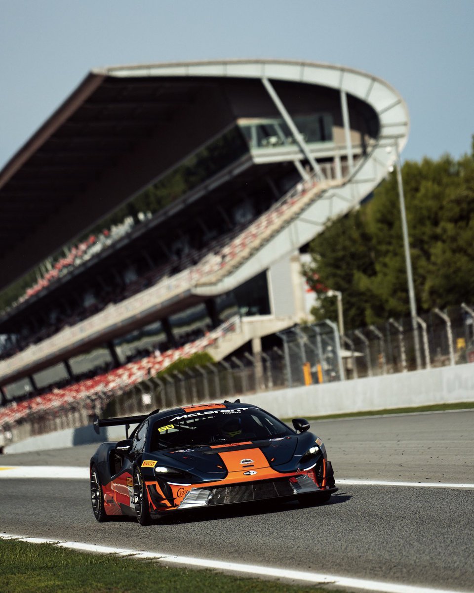 BurgoyneRacing's tweet photo. (1/2) 🏁👎🏼 So, Sunday really didn’t go to plan. In Race 2, contact with another car on the exit of Turn 2 sent me across the track and into another competitor, resulting in a significant accident.
#TeamBurgoyne #McLarenTrophy #SMCMotorsport https://t.co/OUZyHc7dCy