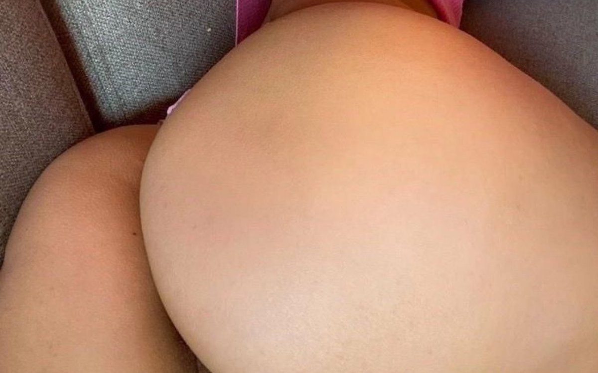 drowsywaifu's tweet photo. In need of a good spanking and squishing ;3 https://t.co/PfneJvQyVO