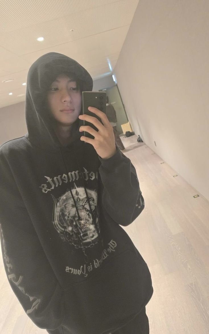 moonskyllauv's tweet photo. https://t.co/CmOjEScqGi