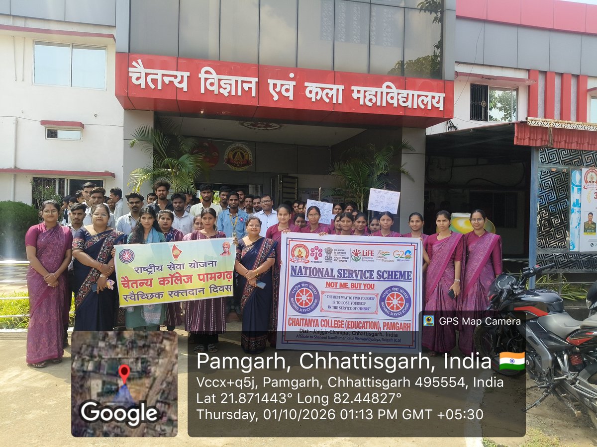 CHAITANYABED2's tweet photo. Chaitanya College Pamgarh NSS conducted a blood donation awareness activity where volunteers took the Blood Donation Pledge and encouraged others to donate blood and save lives.

❤️ “Donate Blood, Save Lives. Serve Humanity.
#NSS #ChaitanyaCollegePamgarh #BloodDonationawarness https://t.co/DhM6Jv3WWh