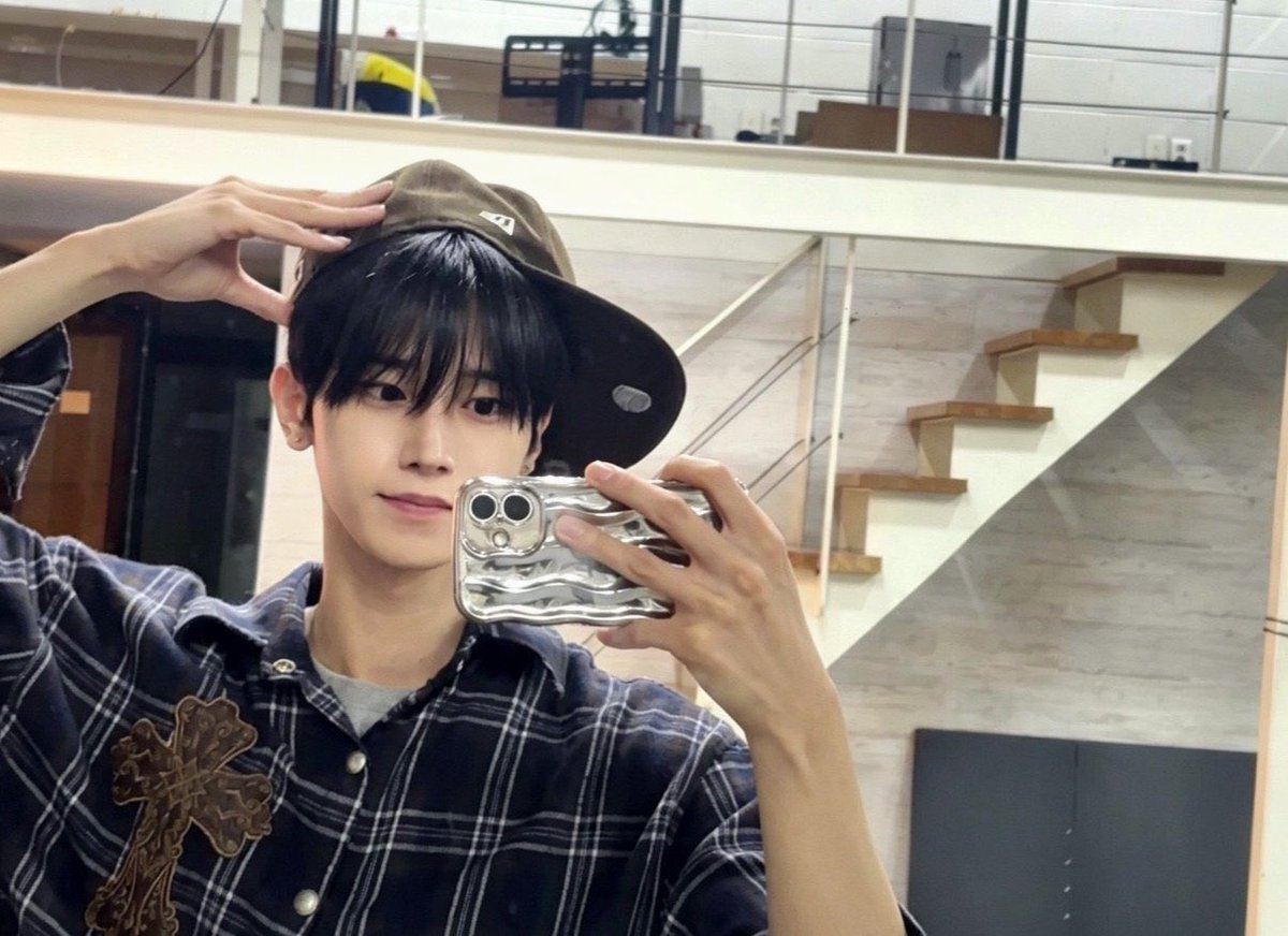 MyHaeseong's tweet photo. 이 사랑둥이를 우떠캄.. https://t.co/XZN2oO53zh