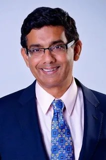 superpuretaste's tweet photo. No matter how hard they try, Vivek and Dinesh are unable to conceal their hatred &amp; resentment for White people. Indians were ruled by the British for 200 years &amp; by Mughal Muslims for 300 years before that. When Indians finally got their independence, they just wallowed in trash. https://t.co/kjVflzZZo4