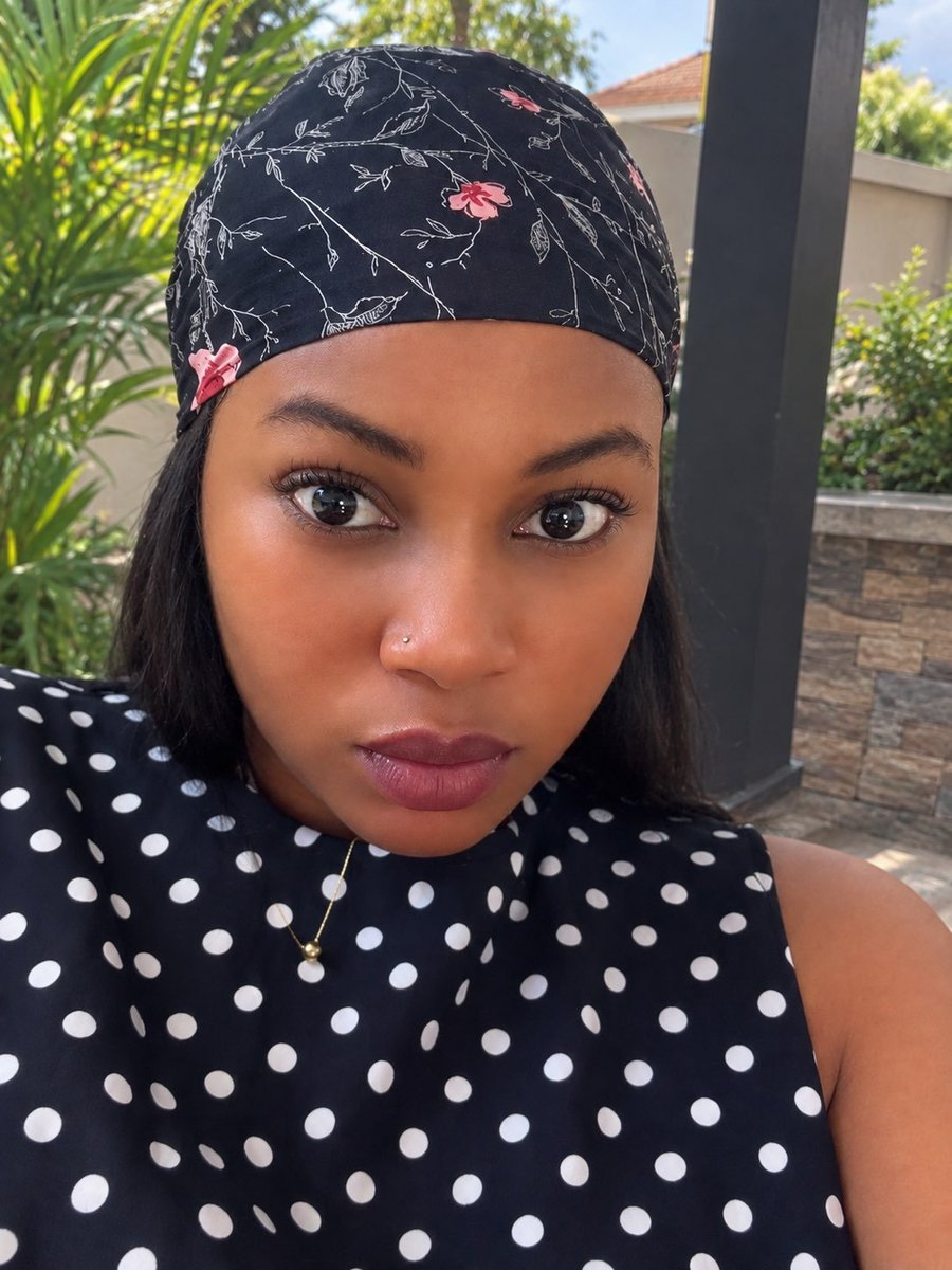 Nedlar2's tweet photo. Happy 28th Birthday to my beautiful sister! 🎂❤️
28 looks good on you! 🥳✨
May God bless your new age with endless joy, favour and success. 🙏🏾 https://t.co/1DRmyeYNrQ