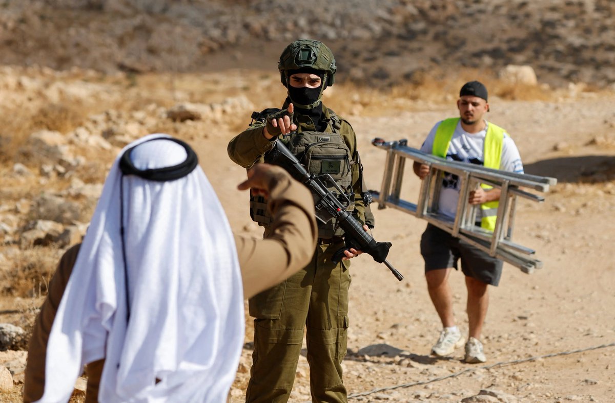 AJEnglish's tweet photo. Israeli forces continue demolitions of Palestinian homes in the occupied West Bank.

🔴 LIVE updates: https://t.co/9Gv3jShERW https://t.co/il0iw5BDbL