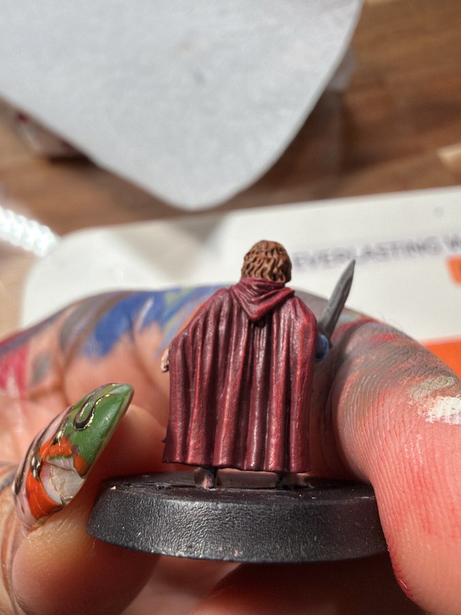 Power_midget's tweet photo. Swipe for progress on my LoTR Warhammer figures! I have been enjoying this project soo much! (Please be nice they are my first minis 😅 https://t.co/3Tud2fjnY2