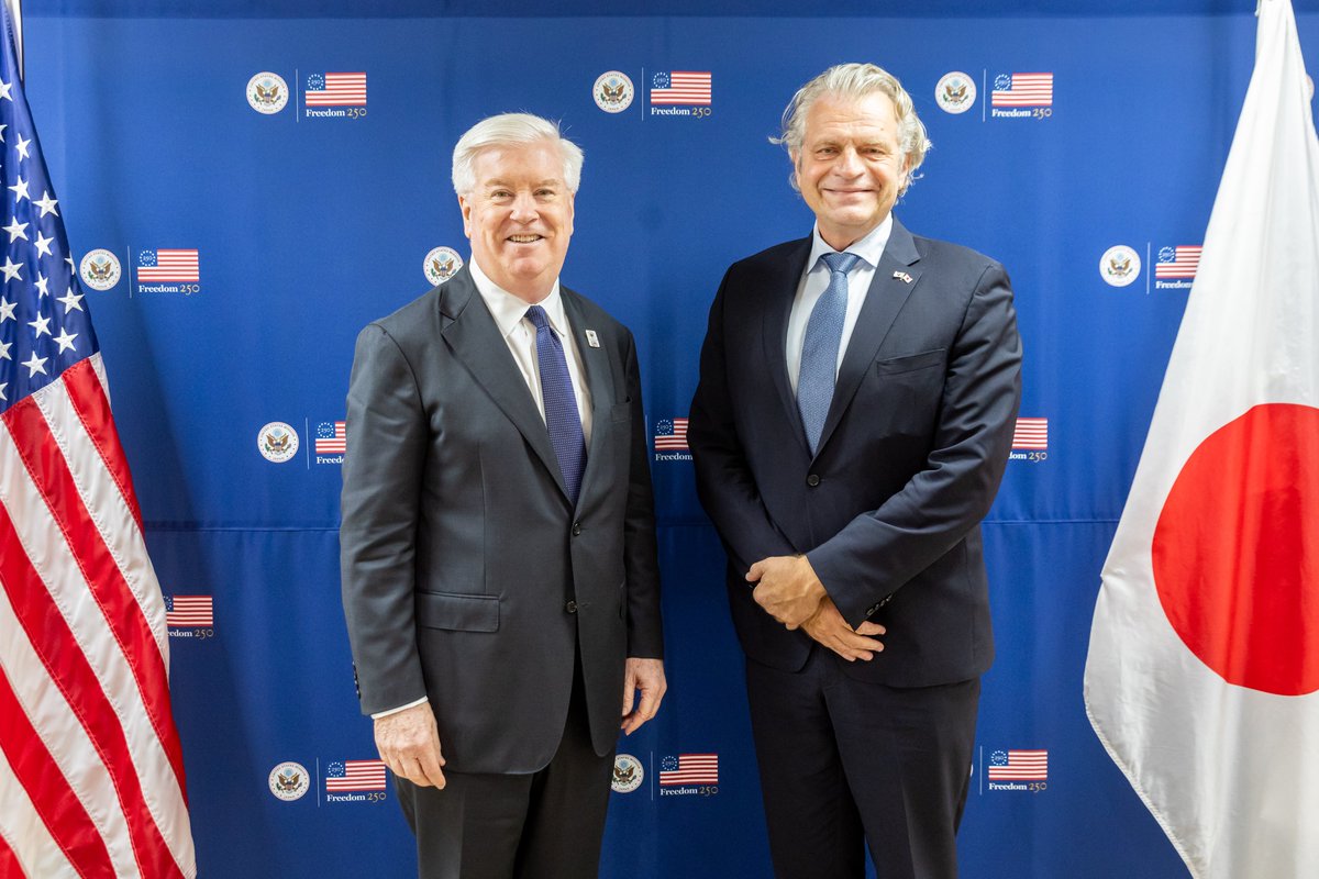 USAmbJapan's tweet photo. エネルギー省 @ENERGY が主導する「ジェネシス・ミッション」は、スーパーインテリジェンスや量子システムなどの技術を活用し、科学的ブレークスルーを加速するため、産業界、学術界、各国の力を結集しています。バンダービルト大学 @VanderbiltU のダニエル・ディアマイヤー学長 @VU_Chancellor から、同大学が進めるジェネシス・ミッションの核融合プロジェクトや、日米間の研究協力の拡大について伺いました。有意義な意見交換となり感謝申し上げます。 @VUEngineering