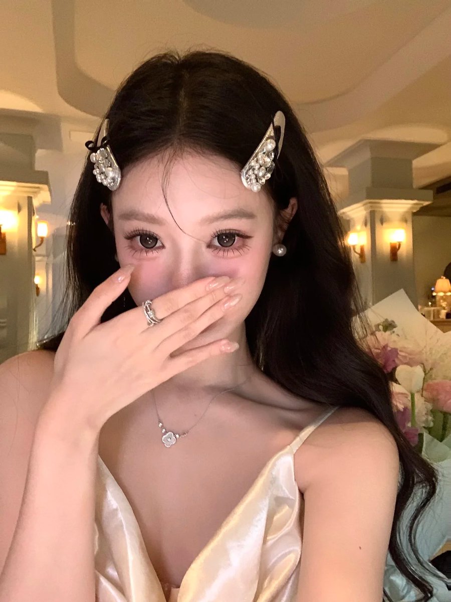 DJaySinclair's tweet photo. 魅惑么？ https://t.co/oBCJ47ZFC9