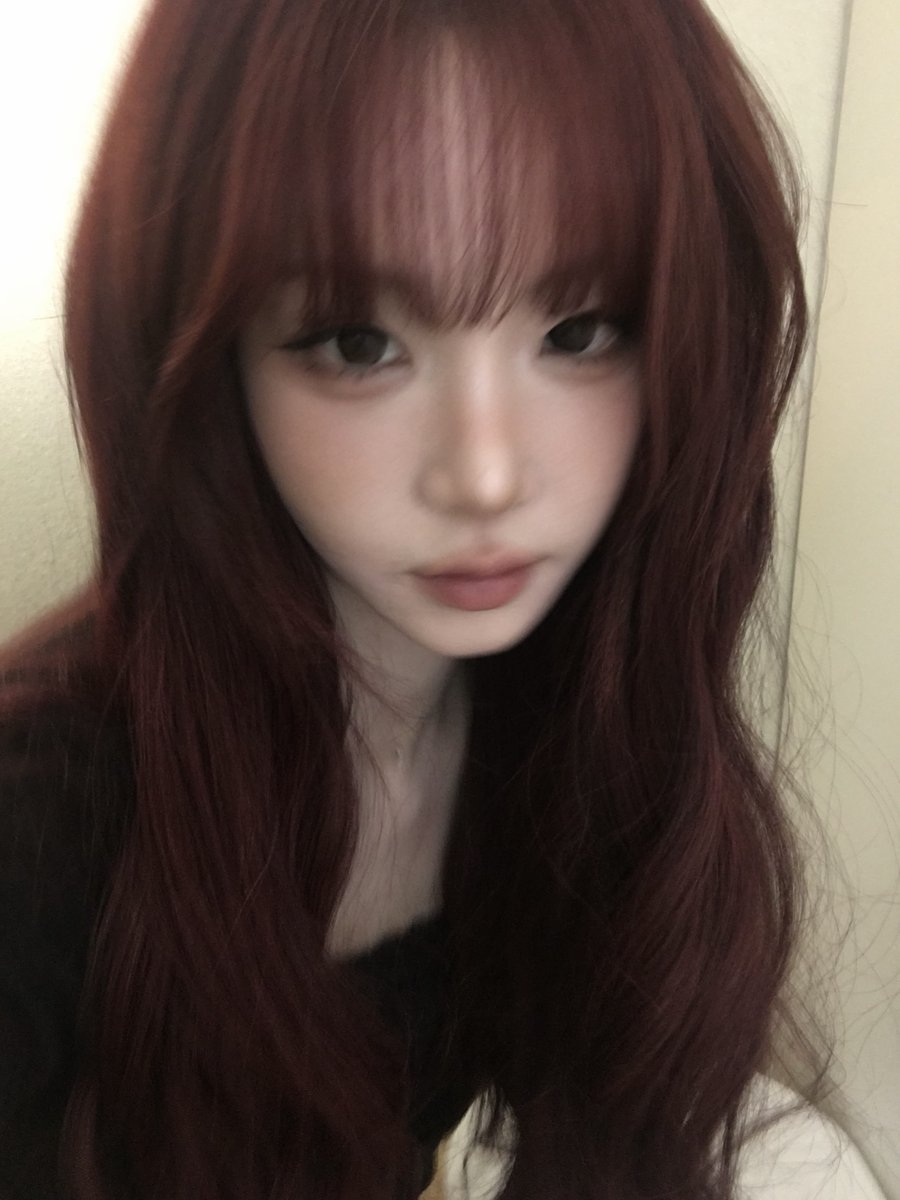 triplescosmos's tweet photo. Llega el otoño🍂

#tripleS #트리플에스
#NaKyoung #나경 https://t.co/AJI4YCaMxH