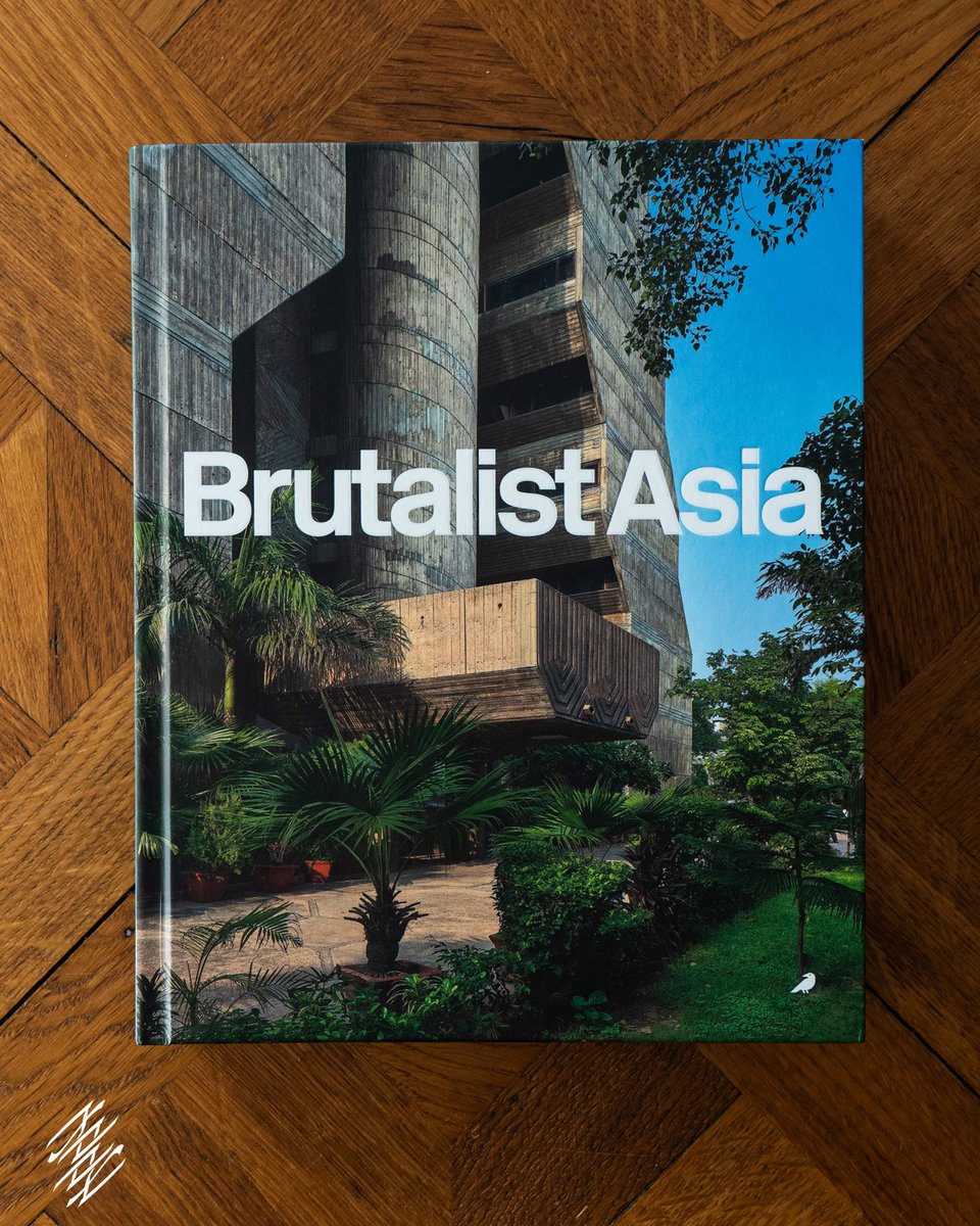 CalqueStudio's tweet photo. به مناسبت روز جهانی معماری، همکاری Calque Studio با کتاب Brutalist Asia را اعلام می‌داریم؛ کتابی از Blue Crow Media که معماری بروتالیستی ۲۸ کشور آسیایی را گرد هم آورده است و بخش ایران این مجموعه توسط بنیانگذاران استودیو کالک به نگارش درآمده است.
لینک خرید:
https://t.co/mYF7tF9ZJ2 https://t.co/A4p6bi6txZ
