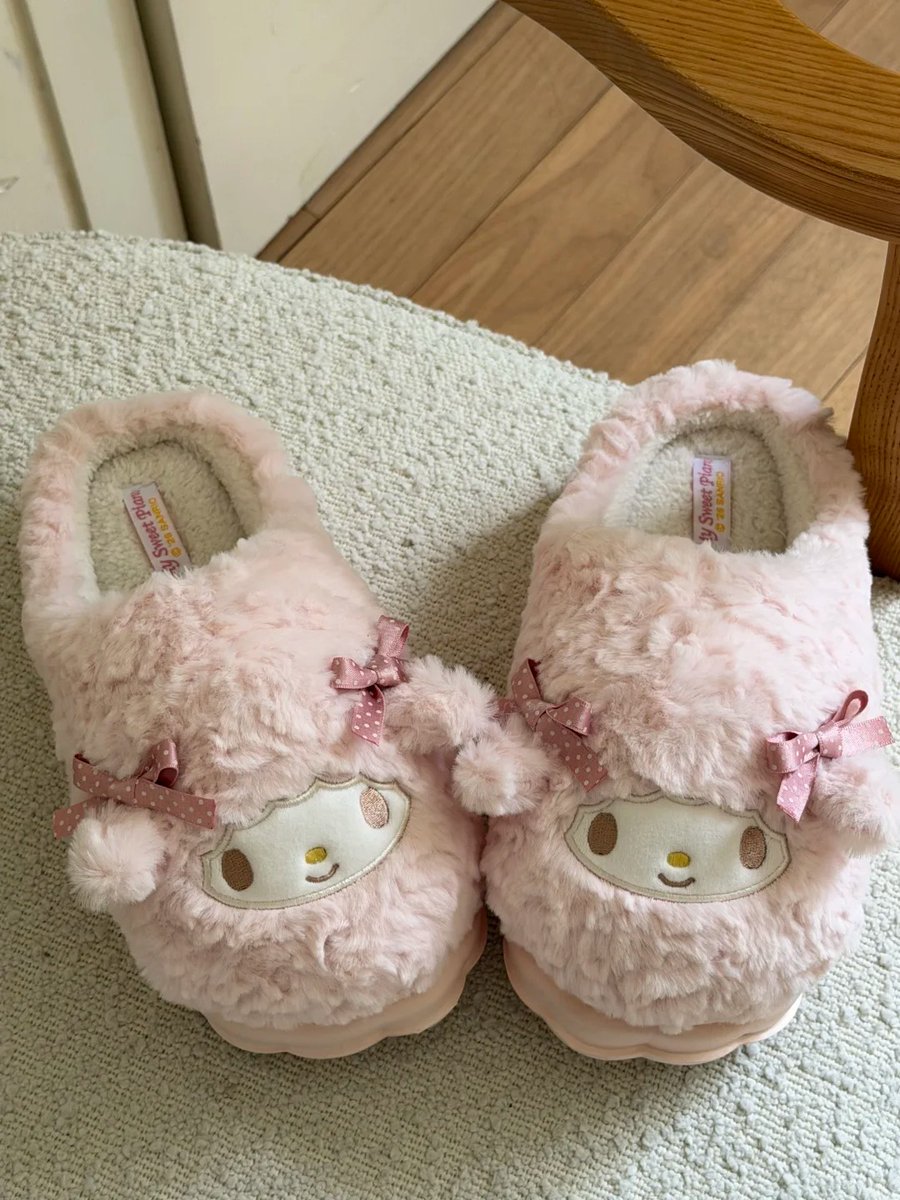 yy30238508's tweet photo. ピアノ 正規品 ルームシューズ スリッパ【UP9FC4】
¥1,980

https://t.co/kL66waodqG

#サンリオ #ピアノ https://t.co/s0zhkIxeQQ