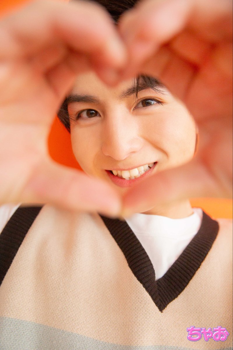 choco_milk_ebdn's tweet photo. 来週のバッタマンに向けてのハルくん
この子多分CDTVで大暴れするけどとてつもなく可愛いんです。 #ハル  #超特急  #ハル  #CDTV https://t.co/aYDasQeXUK