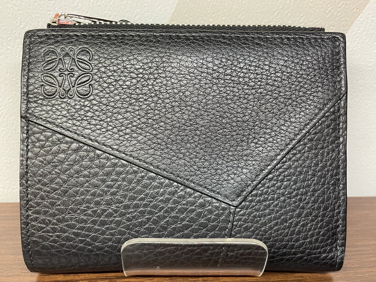 daikokuya9072's tweet photo. #ロエベ #コンパクトウォレット を販売中です。ブランド品 金 プラチナ 金貨 金券 買取 販売 大黒屋ブランド館 イオン鹿児島店 鹿児島県鹿児島市東開町7番イオンモールKAGOSHiMA BAY 2F TEL099-263-1480 https://t.co/TzsYXqUr6v