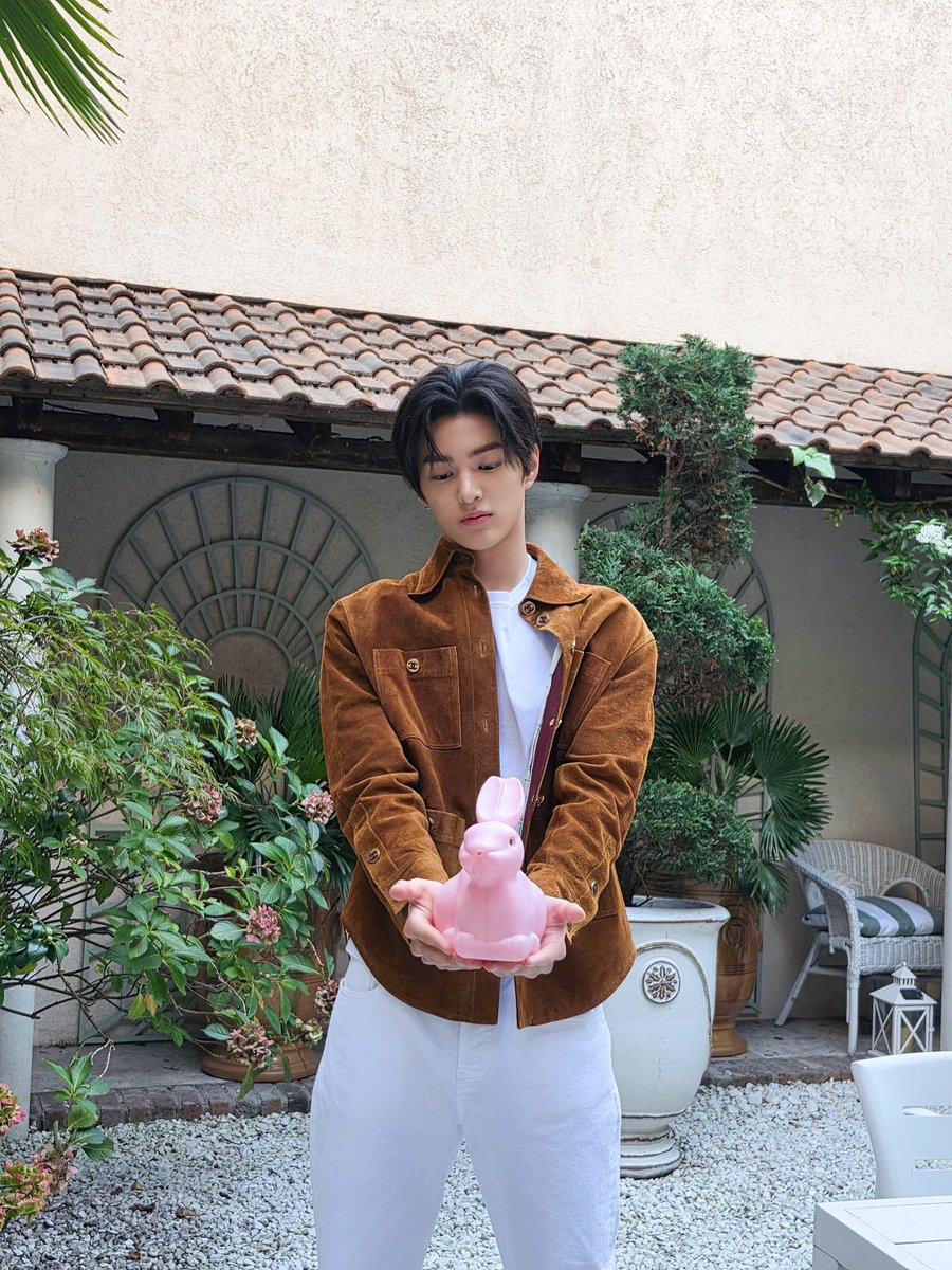 puppybunnyboo's tweet photo. น้องอันนางเปนคนที่มีมวลความน่ารักอยู่รอบตัวมากจิงๆ คือต่อให้หล่อเท่มากขนาดไหนก้จะมีความจิ้มลิ้มความน่ารักซ่อนอยุ่ในตัวตลอดเลย ทั้งหน้าตาพฤติกรรม เกิดมาแปดสิบปีก้เพิ่งเคยเจอคนแบบนี้ เห้อ รักหนูมากน้า 😭🩷🤲🏻🩷🤲🏻😭 https://t.co/mHfhIlyAbL
