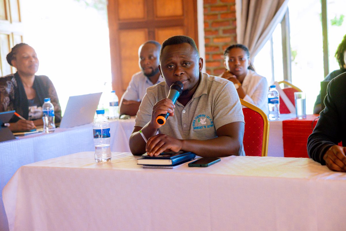 statisticsRW's tweet photo. 📍The training aims to encourage journalists and social media influencers to make data-based stories that reflect real life and also move beyond individual figures to tell clearer and more meaningful stories.

#RwandaStatistics
2/2 https://t.co/SCXuhrsla8
