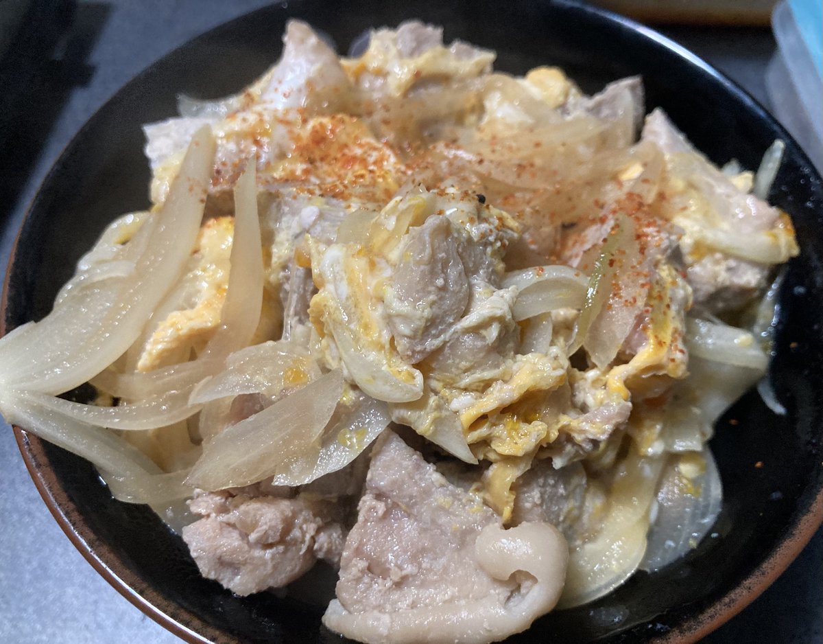kerotan616's tweet photo. 親子丼【61】#ユウラシ・ディナー https://t.co/AobnY45rLO