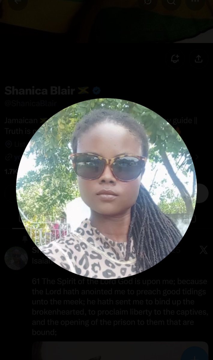 WumiTuase's tweet photo. Shanica Flair Blair, please. https://t.co/IIumMADBT6