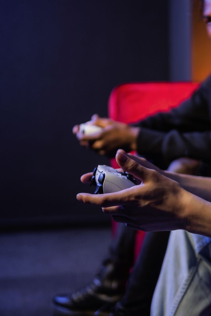 NickolsTrent's tweet photo. Hands on the controllers, game faces on. Who's winning this round? https://t.co/0SiMWx6Jb4