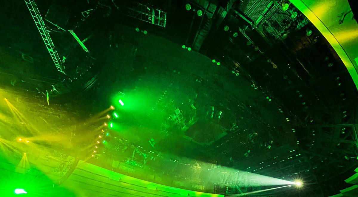 fanMGAFCinfo's tweet photo. ≪#MrsGREENAPPLE Ringo Jam Tour "SHADOWS"≫

広島公演の生配信が、いよいよスタートしました🍏

全国の皆さまも、ぜひリアルタイムでお楽しみください📡

▼公式生配信はこちら
��� https://t.co/qsAdQ0tDqg

※ご視聴の際は、ルールとマナーを守ってお楽しみください。

#MGA_SHADOWS👻 https://t.co/FXs9o4PCX7