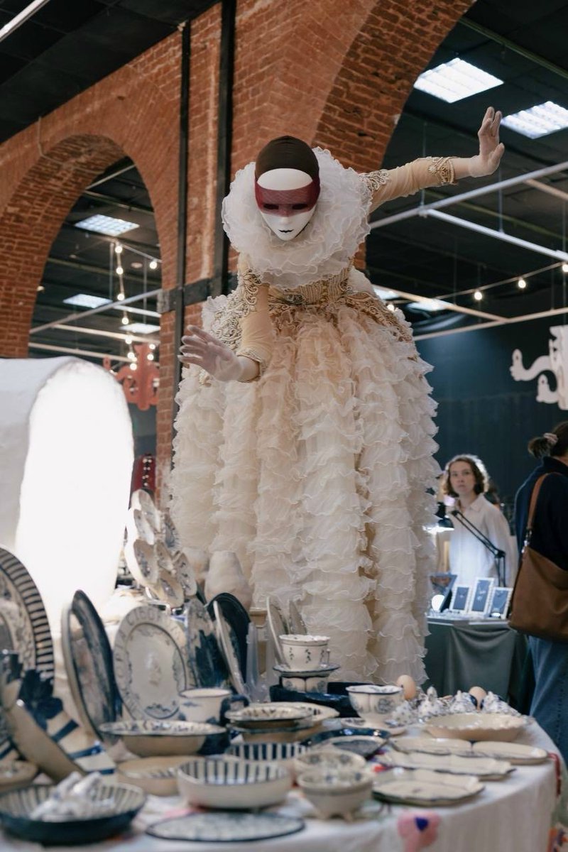 nappy_nappy310's tweet photo. 手作りの陶芸作品が大好き。🥰
サンクトペテルブルクで開催される展示即売会は、毎年楽しみにしてるイベントのひとつ。
今年はこんな面白い子に出会った🤍✨ https://t.co/dIwV5FOhzd