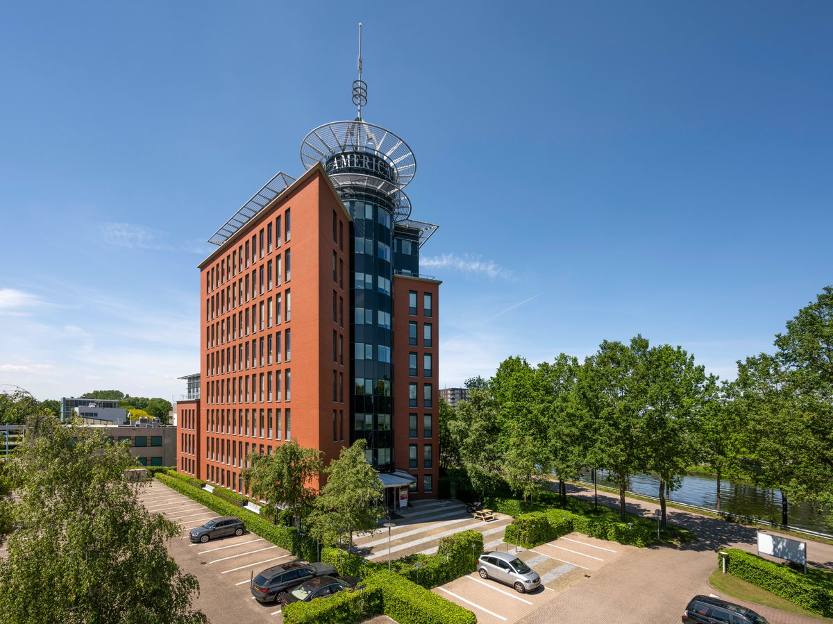PingProperties's tweet photo. 𝗣𝗶𝗻𝗴𝗣𝗿𝗼𝗽𝗲𝗿𝘁𝗶𝗲𝘀 𝘃𝗲𝗿𝗸𝗼𝗼𝗽𝘁 𝗔𝗺𝗲𝗿𝗶𝗰𝗮 𝗧𝗼𝘄𝗲𝗿 𝗶𝗻 𝗢𝗼𝘀𝘁𝗲𝗿𝗵𝗼𝘂𝘁
https://t.co/OMNHyqTQsH

#PingProperties #Vastgoed #AssetManagement #ValueAdd #Duurzaamheid #Oosterhout https://t.co/PjfccO9rxZ