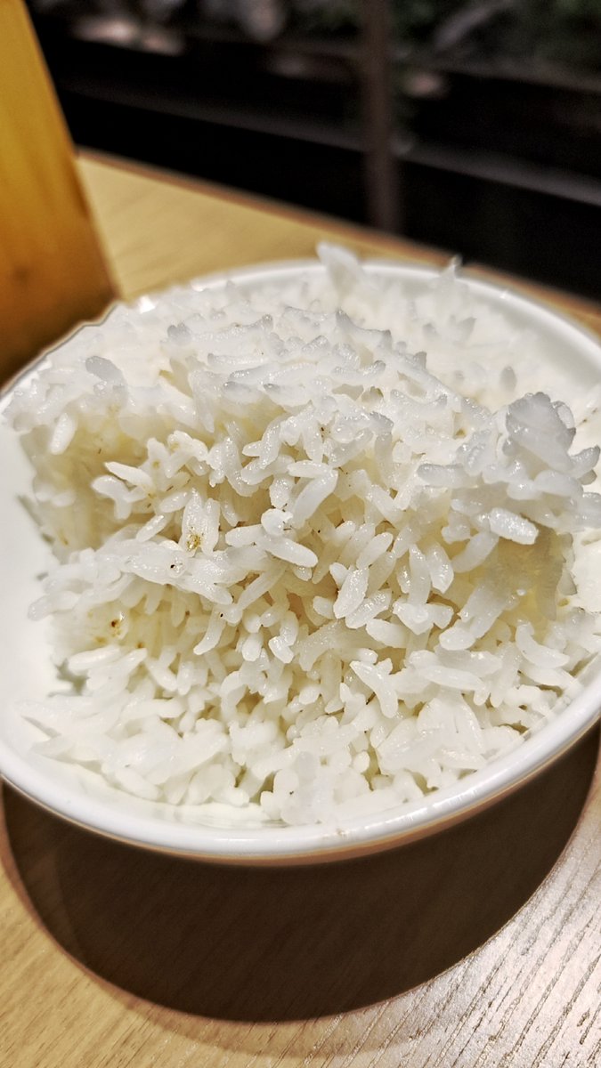 RoarPanthebeky's tweet photo. [I tried the rice for the first time, it's really delicious!]， https://t.co/WbgZL3VFBS