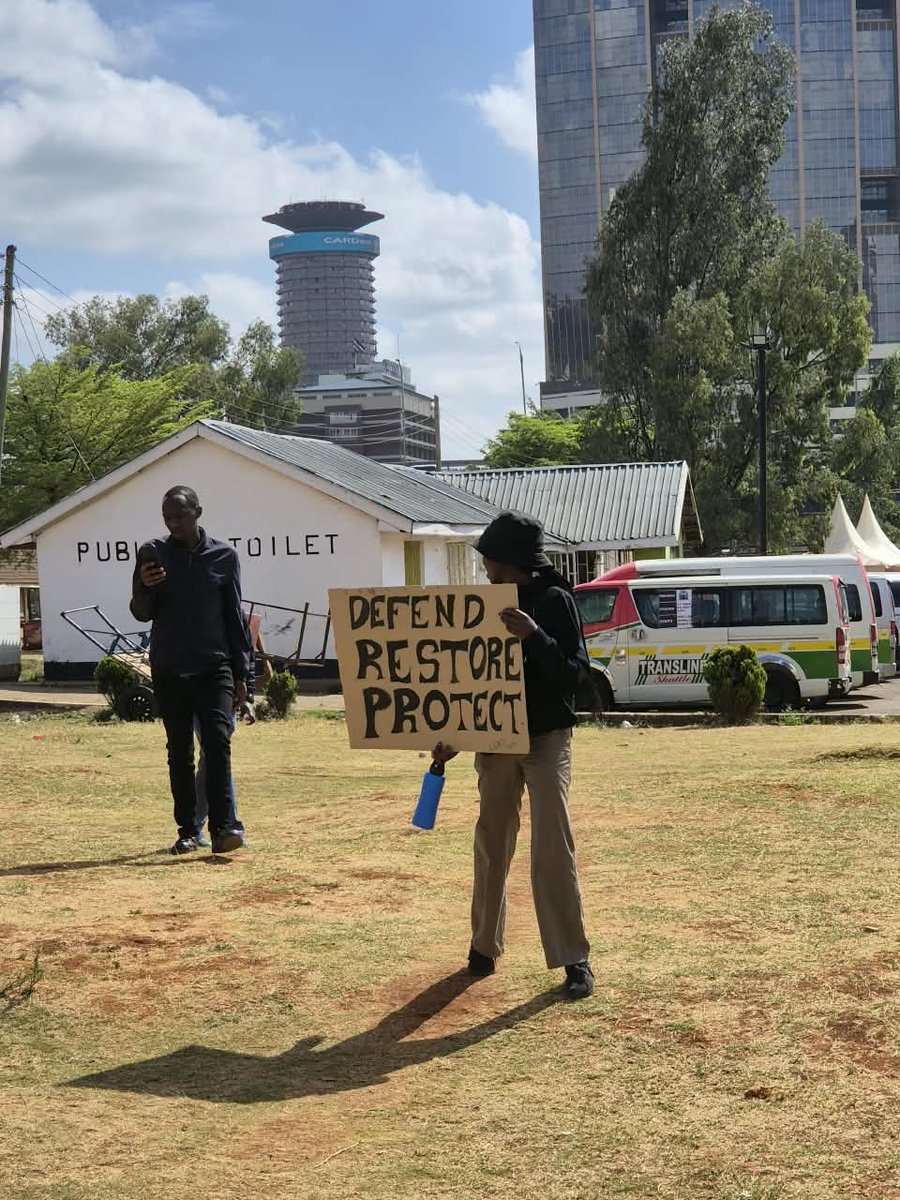 Stephenstephano's tweet photo. Protecting forests is protecting our water, climate, wildlife, and communities. Development must be sustainable.https://t.co/ltYhTN37zD
#HandsOffOurForests #ProtectKenyasForests https://t.co/5veJ5qicut