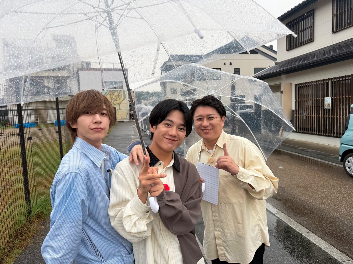 dodesuka_6ch's tweet photo. ロケに全力で挑むAmBitiousメンバーへ、
ぜひ応援リプをお願いします✨

あす（10/20）放送の #ドデスカ！ 📺

関西ジュニア #AmBitious の
#真弓孟之 さん、
#永岡蓮王 さんが出演❤️🤍
@jr_official_X

Instagramでは
撮影の裏側動画🎞️を公開中☺️ https://t.co/2UrJOXPuqR