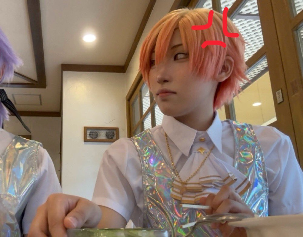amagaiiisan's tweet photo. 【ランチタイムのワンツー🎈🌟】

🌟 「この🍅美味しいぞ、身体にもいいし類もたべろ」
🎈 「……司くん、僕はそんなもの食べなくても健康体だよ(  ◜ᴗ◝  )｣
🌟 「………💢｣

  #prsk_cos   #スパコス https://t.co/u5BhpV4JQ4