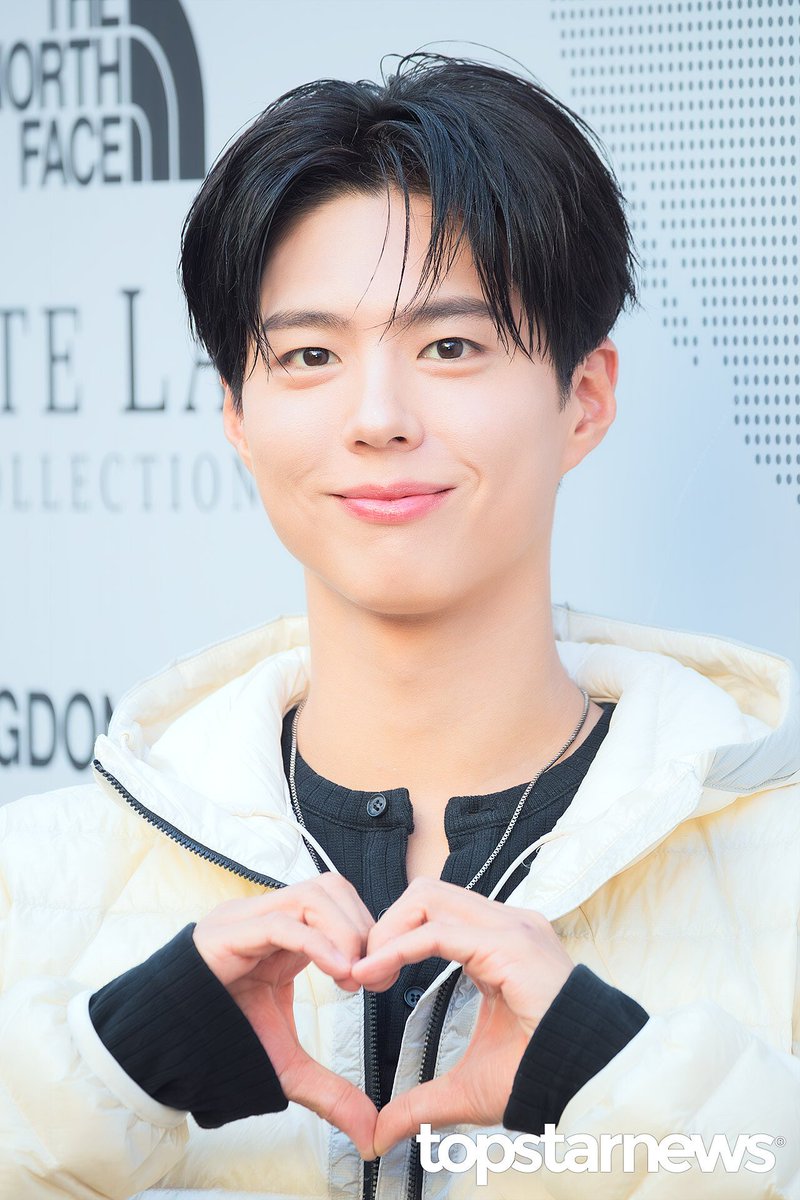 TBLlifes's tweet photo. Park Bo-gum at The North Face White Label Myeongdong Lounge’s grand opening photo call.

📸 TopStarNews

#TBLlife #ParkBoGum #THEBLACKLABEL https://t.co/okS8gYJsCO