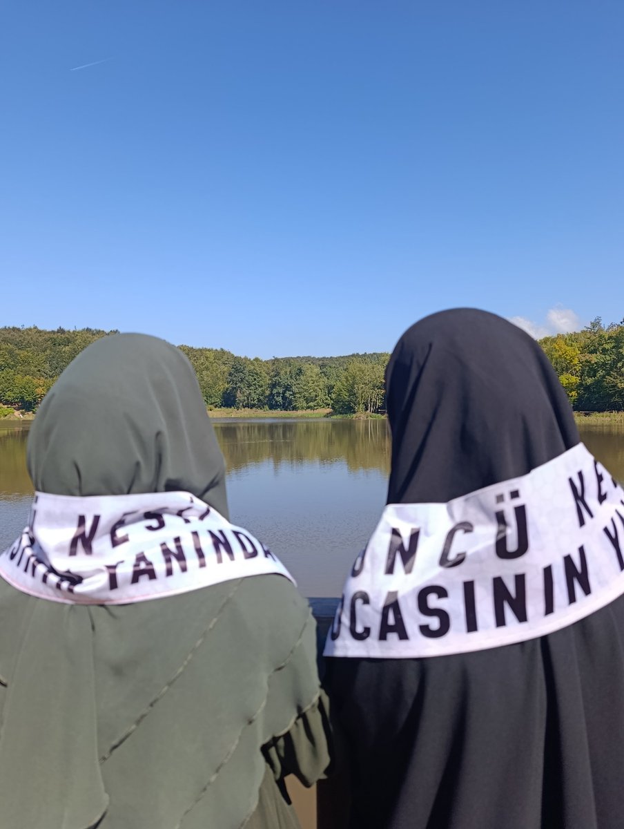 Dilekklsvrx's tweet photo. • "Yeryüzünün neresinde olursak olalım; yönümüz hakkı haykırmak, gayemiz tertemiz bir nesil bırakmaktır."#FurkanHareketi https://t.co/WDvVQXGE7K