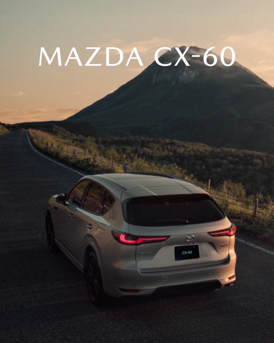 Mazda_PR's tweet photo. ◇力を、操る。CX-60◇

高速道路の合流や追い越しでも余裕を感じさせる、3.3L直列6気筒ディーゼルエンジンが生み出す力強いトルク。

パワフルな走りを実現しながら、少ない燃料を効率よく燃焼する運転領域を拡げることで、優れた燃費性能も両立。

アクセルを踏み込むたびに湧き上がる力強い加速は、きっとあなたを夢中にさせるはずです。

あなたは、CX-60のどんなところに惹かれますか？
ぜひ、コメント欄で教えてください。

CX-60について詳しくはこちら
https://t.co/4NK4jqN1OZ

#MAZDA #マツダ #走りたいをつくりたい #SUV #CX60