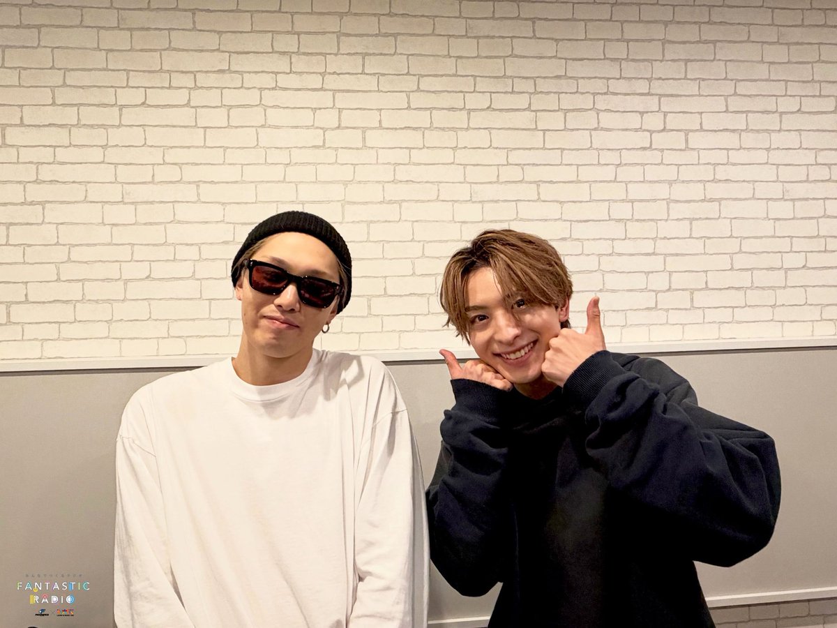 fanta_radio_851's tweet photo. 【26/10/06 FANTASTIC RADIO #412】
堀夏喜＆木村慧人でお届けする今夜は、｢ふつメルの回📨｣ 初っ端から大空回りする慧人くん⏱ 早々にHPが残り僅かな堀夏くん🪫 12/2発売 FANTASTICSの新曲｢Echoes｣もお届けします！🎉

📻radiko ⇒ https://t.co/eVU5x3Fxsf

#FANTASTICS #ファンラジ #FM大阪 https://t.co/HF9lTPgUj6