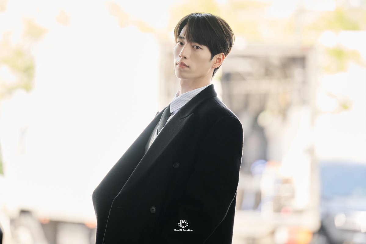 manofcreation0's tweet photo. #MOCHIND [#서강준]

호야 안아｡｡ 호야 지켜｡｡
주말아 빨리 와｡｡｡₍ ·_·₎🪄

5-6회 비하인드 스틸 보면서
이번 주 너다연도 기대해 주세요☺️

#SEOKANGJUN
#너말고다른연애 #ALoveOtherThanYours https://t.co/EZ4Bh6JRA4