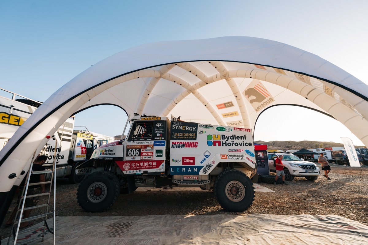 zmlubricant's tweet photo. Rallye du Maroc. W2RC Round 4. Truck category. 40°C+ heat. No podium chase — just mileage, rhythm, and data for Dakar.
Truck vs T1+ — which is harder on engine oil?
A) Truck
B) T1+
C) Both
D) Depends
👇
#ZeroMileage #TrackProven #OffRoadRally #DesertRally #TruckRacing #Lubricant https://t.co/zNgTYDzCk2