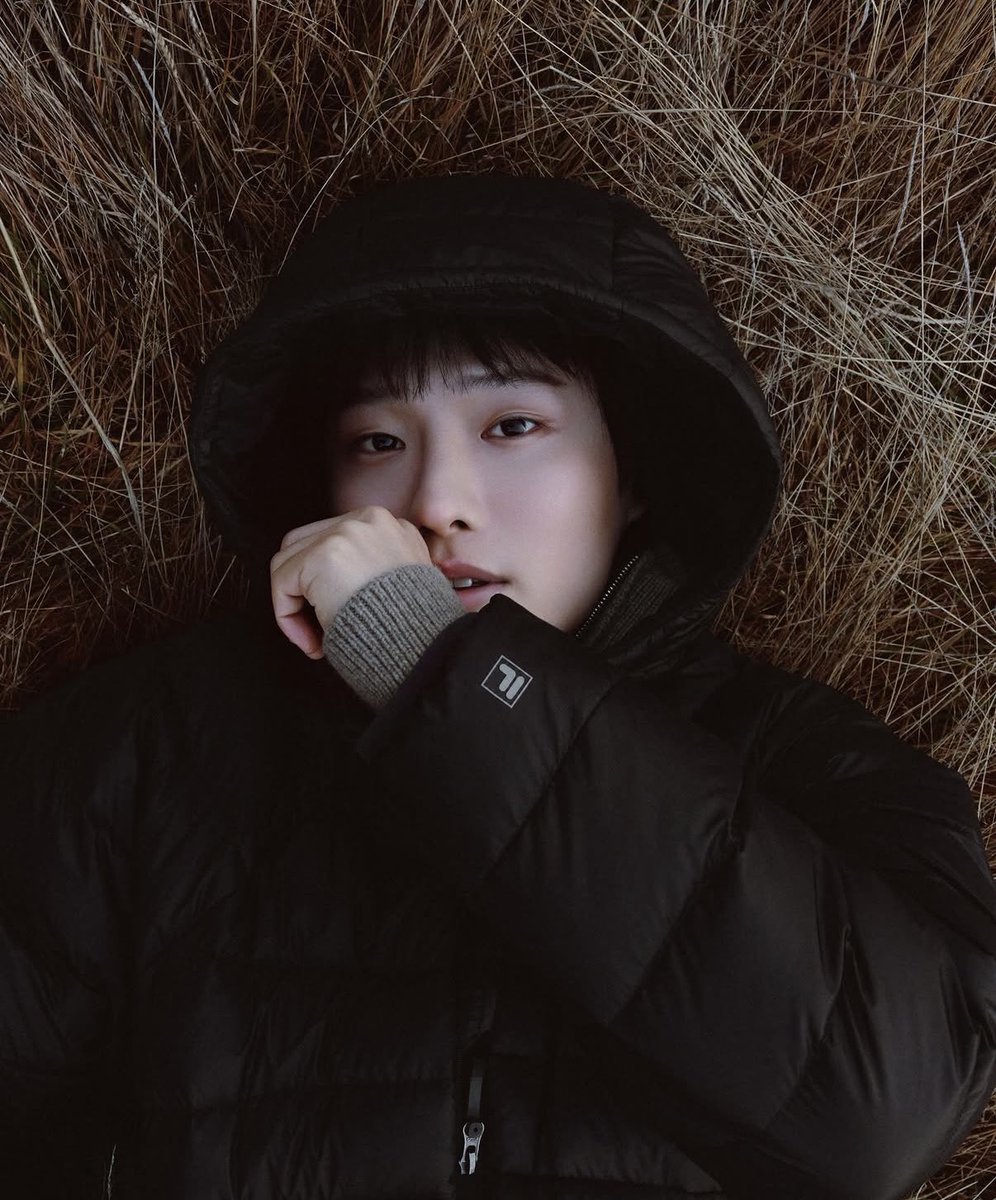sasakarchive's tweet photo. fila_korea IG 
#WOODZ #조승연 https://t.co/ckmcMAEFck