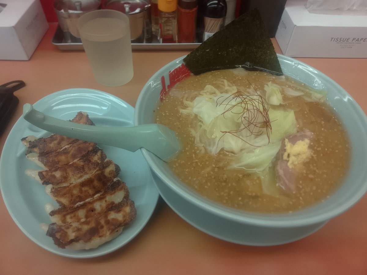 kyoran_v70's tweet photo. で、今日の晩メシはこれ🍜
18時過ぎると混み出すから早い時間に食う😂

 #山岡家
 #2日連チャン https://t.co/glAtDQjfTo