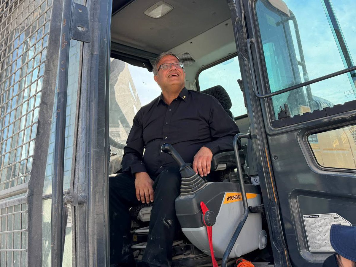 ztnagham's tweet photo. Ben-Gvir climbs onto a bulldozer as the demolition of a residential building in al-Tur, occupied East Jerusalem, begins. https://t.co/SNmPJdeDTP