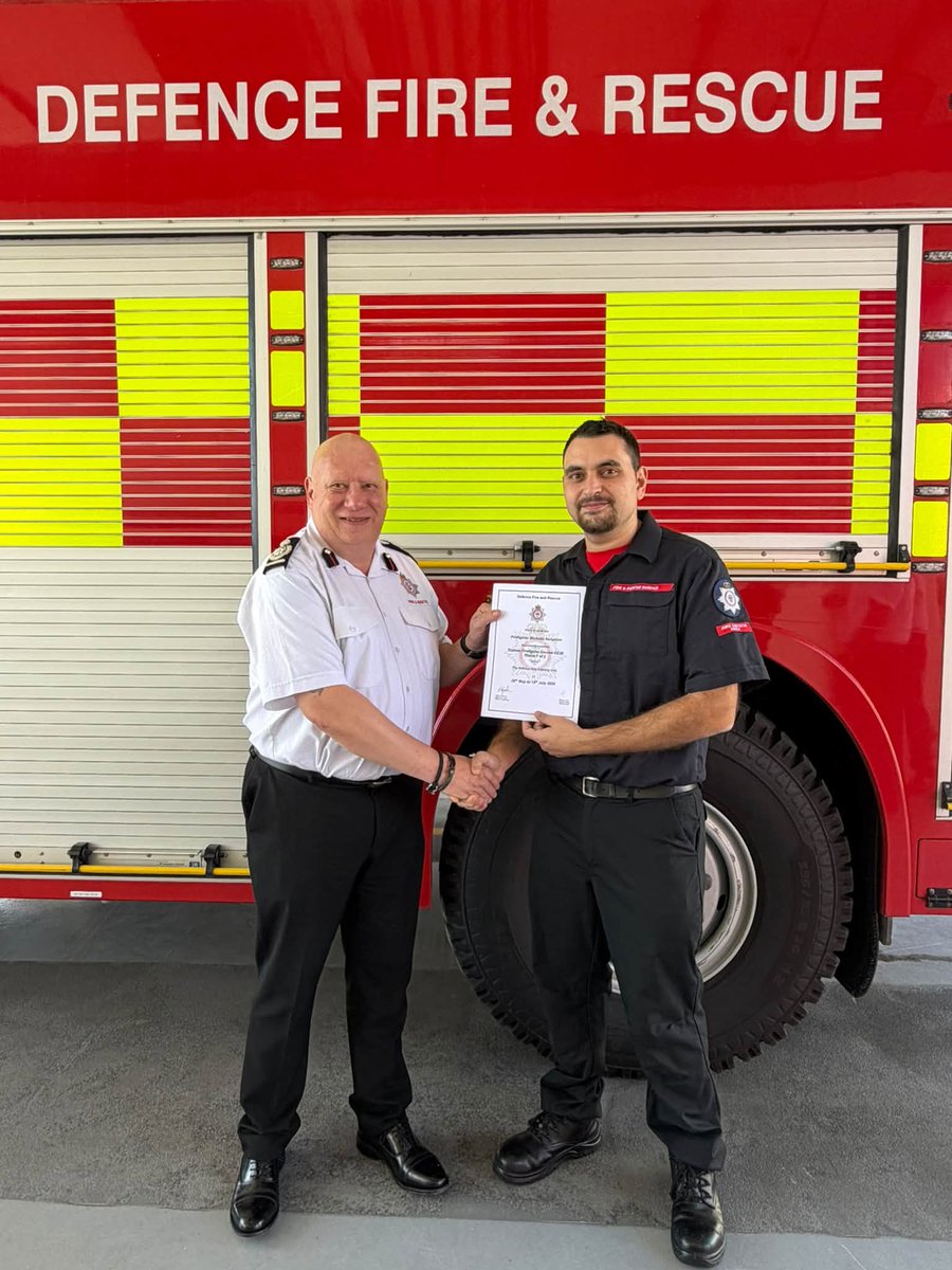bfcyprus's tweet photo. Congratulations to our newest firefighters for receiving their post recruitment certificates at Episkopi Fire Station 👏🚒 

#BritishBases #Cyprus #DefenceFire #NewFirefighters https://t.co/9tEO8FzHPz