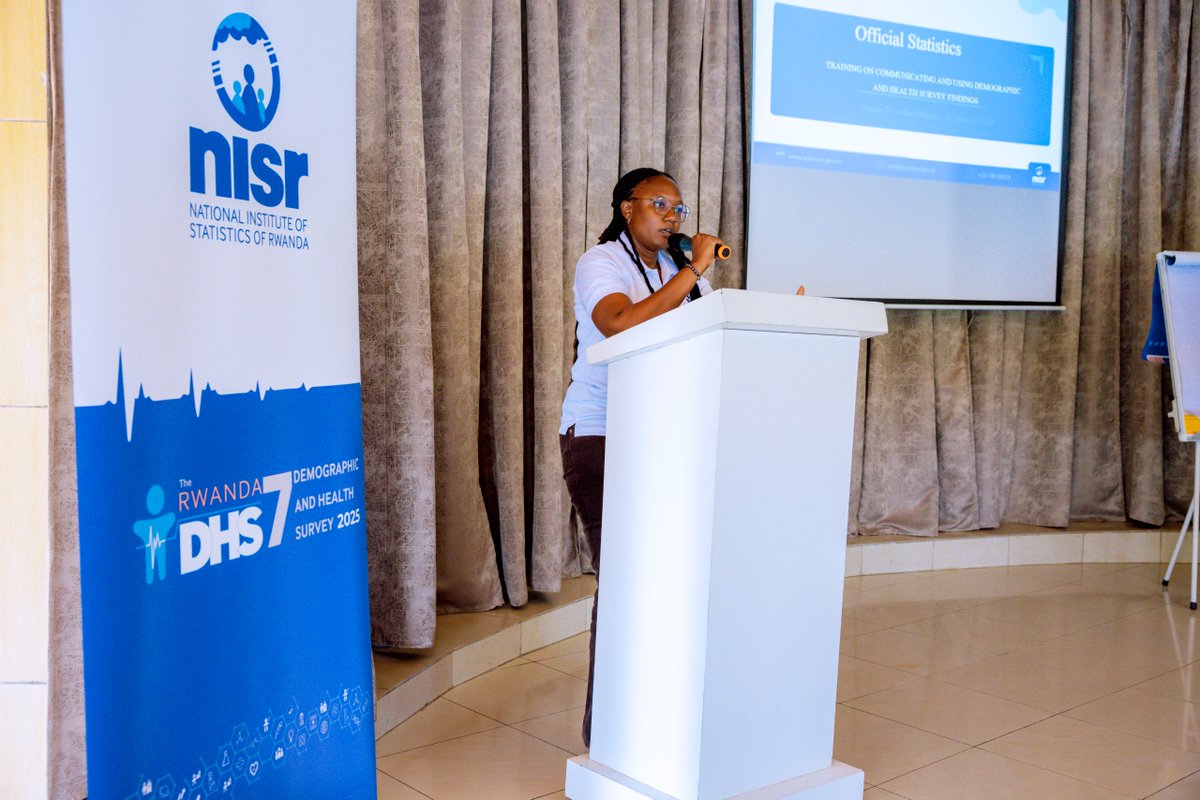 statisticsRW's tweet photo. 📊 Numbers don’t tell stories. People do!

🚨This week, in collaboration with @UNFPARwanda, we are training journalists & Social media influencers to:

➡️understand and interpret official statistics;
➡️Identify key findings, trends and patterns in statistical data;
➡️The connection between health, economic and social data;
➡️Visualize statistics for the public;
➡️Data storytelling and multimedia techniques;
➡️Identify credible statistical sources and properly reference data.

#DataJournalism
1/2
