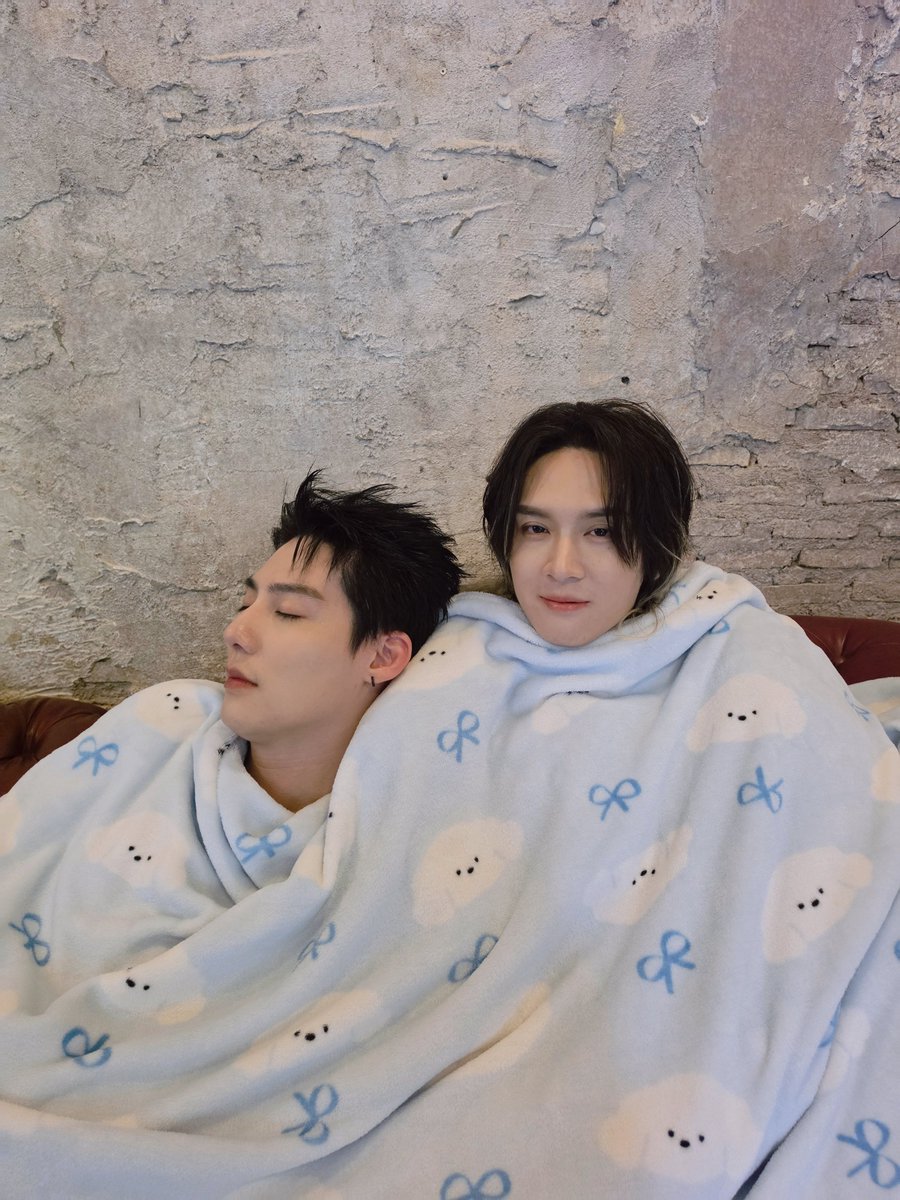 TheCrowClubTH's tweet photo. ใครเรียกครับ 🩵💙 ก่อนกลับขอเติมเธอ

The Crow Club Q27

#อีกาสมาคมQ27 https://t.co/NGxgbqMJvu