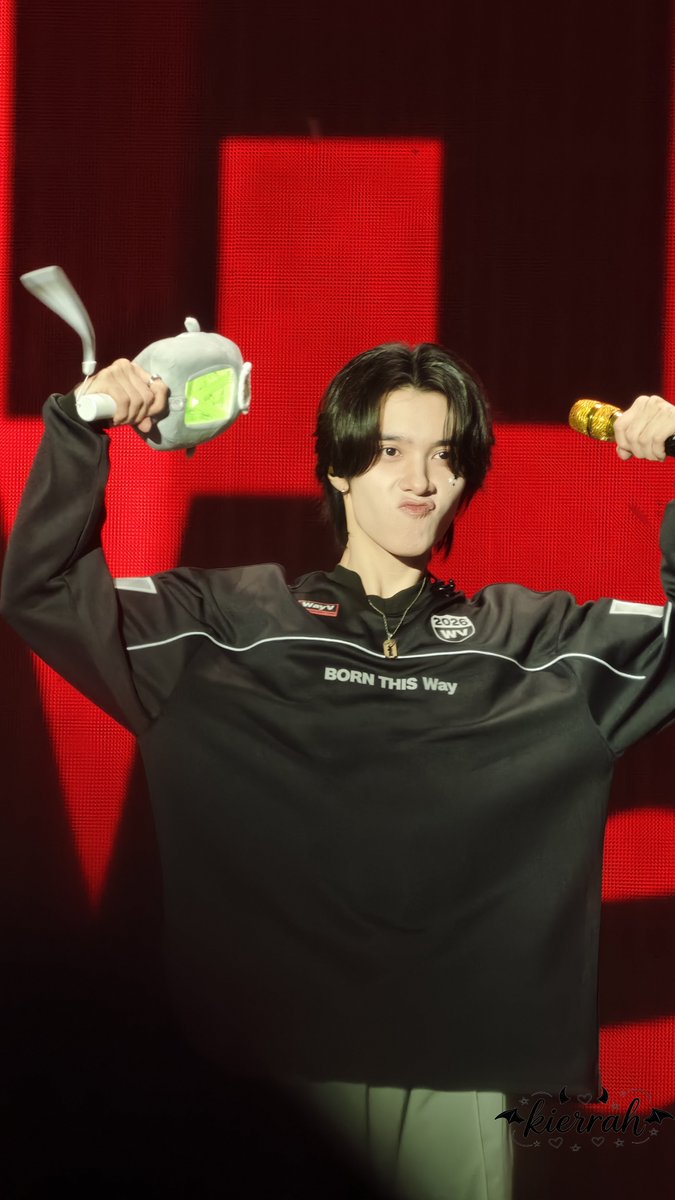 kierrah777's tweet photo. 2026.10.5
BORN THIS WAY in HANGZHOU

so cute
#HENDERY #헨드리 #黄冠亨 
#WayV #威神V https://t.co/zeKiJOS8YH