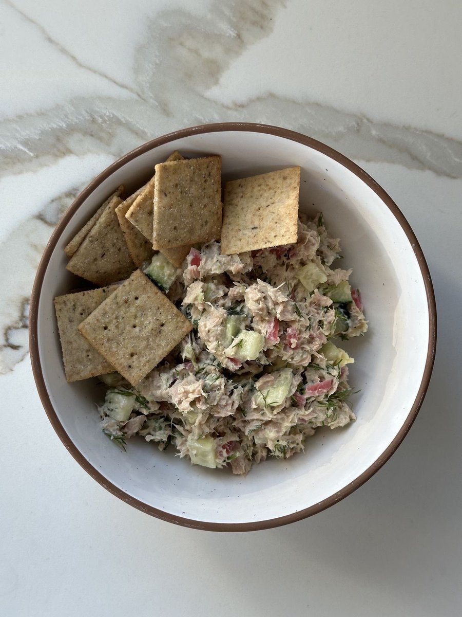 catsador's tweet photo. how does pinterest plan ur meals?

• my breakfast 
• my lunch 
• my dinner  
• my dessert https://t.co/1MBQdzXWcD