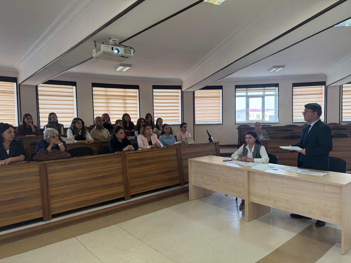 xtaleh's tweet photo. 05 oktyabr 2026-cı il tarixində “Pedaqogika və psixologiya” kafedrasının genişləndirilmiş iclası keçirilmişdir. İclasda 2026-2027-ci tədris ilində magistraturaya qəbul olunmuş I kurs magistrantlarının dissertasiya mövzuları müzakirə edilmiş və elmi rəhbərlər təyin edilmişdir. https://t.co/oQlXlAMLSo