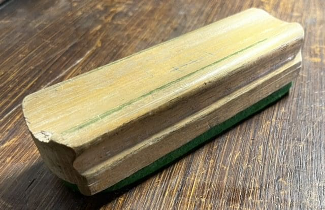 DigitalVagrant's tweet photo. If you know what this is, you are probably a Restore Britain voter. https://t.co/8sCfjGK78T