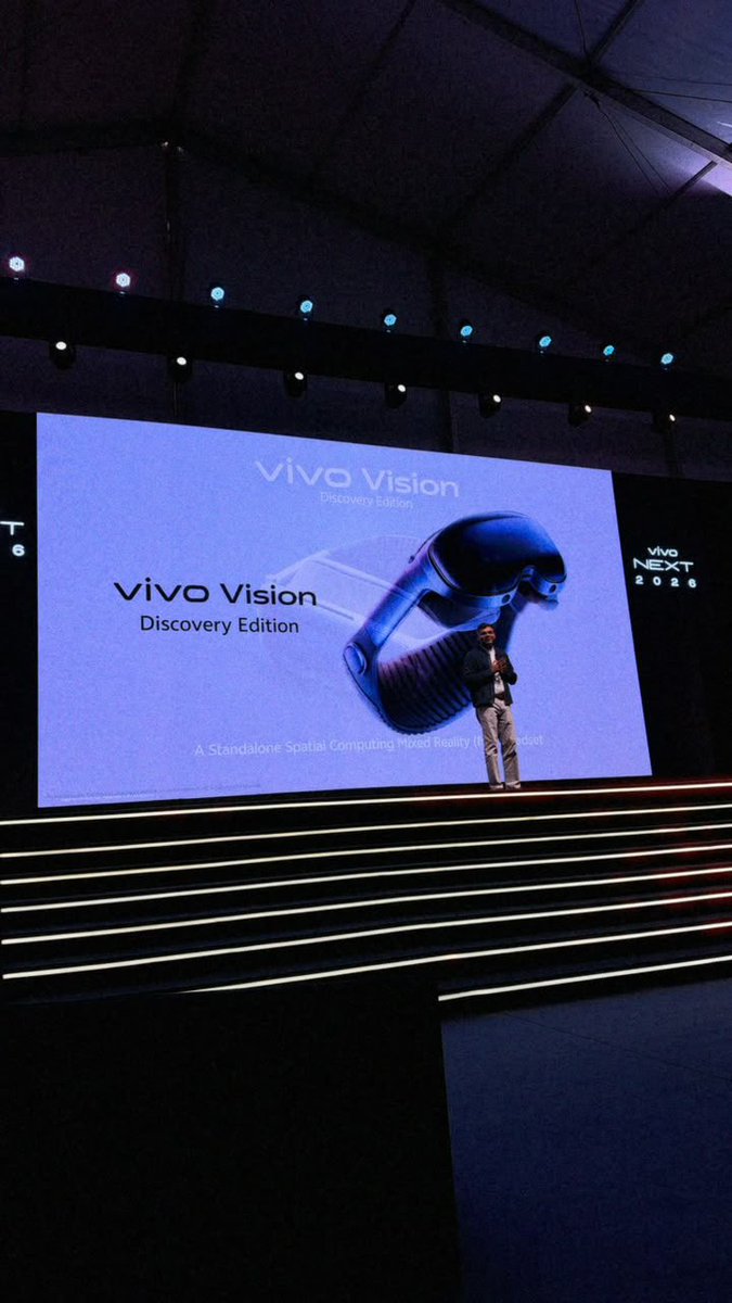 stufflistings's tweet photo. vivo Vision 👀 https://t.co/UI2eoqjZxu